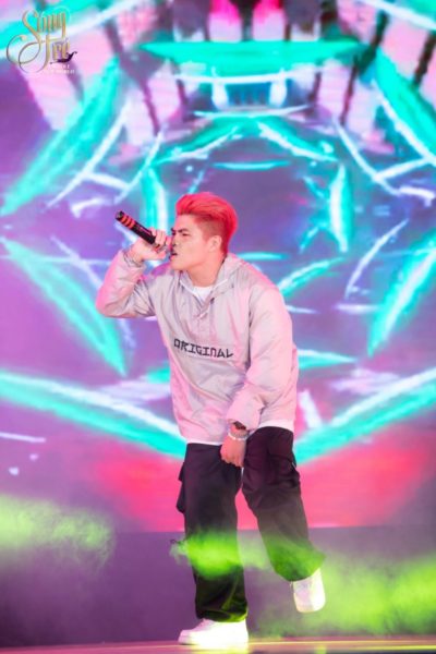 Rapper Tez (Rap Việt) 'khuấy đảo' đêm Đại nhạc hội Sóng trẻ Festival ...