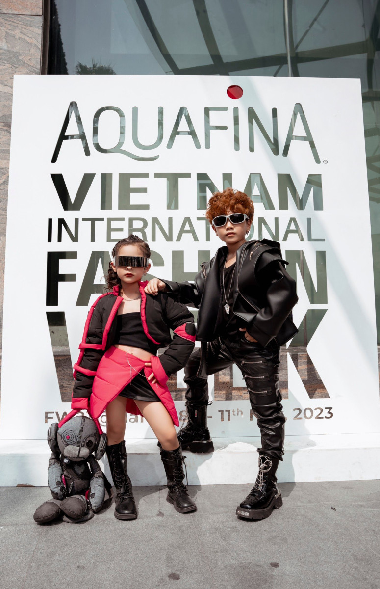 “Fashionista” nhí Lisa Quỳnh Anh gây ấn tượng tại Tuần lễ thời trang quốc tế Việt Nam